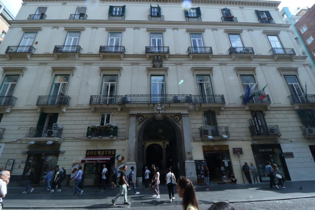 Toledo Boutique Studio Apartments 나폴리 외부 사진