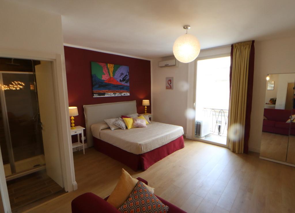 Toledo Boutique Studio Apartments 나폴리 외부 사진